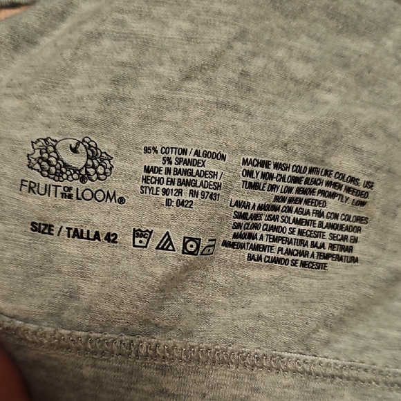 D4🔹️Fruit of the Loom Pink and Gray Sport Bras - Picture 2 of 3